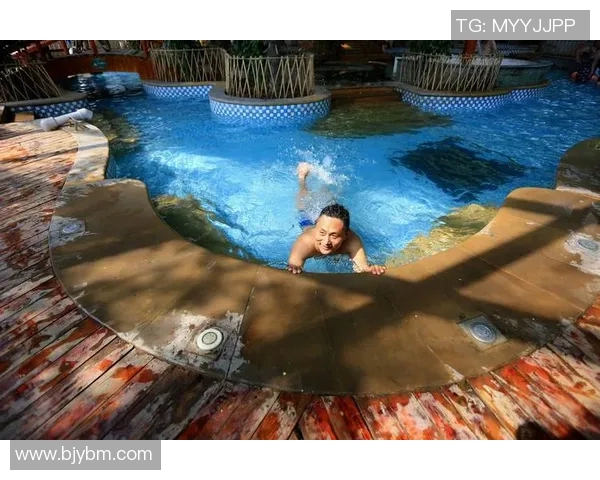 岗山绿雉与群马温泉的奇妙邂逅探索自然与温泉的完美结合之旅