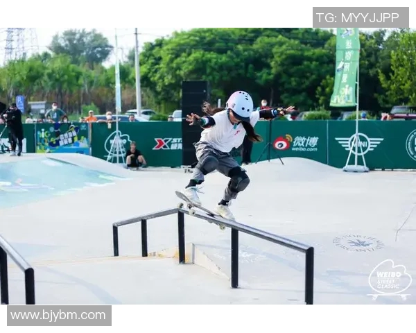 武汉滑板队在滑板节奏排行榜中荣获第二名展现出强劲实力与团队默契